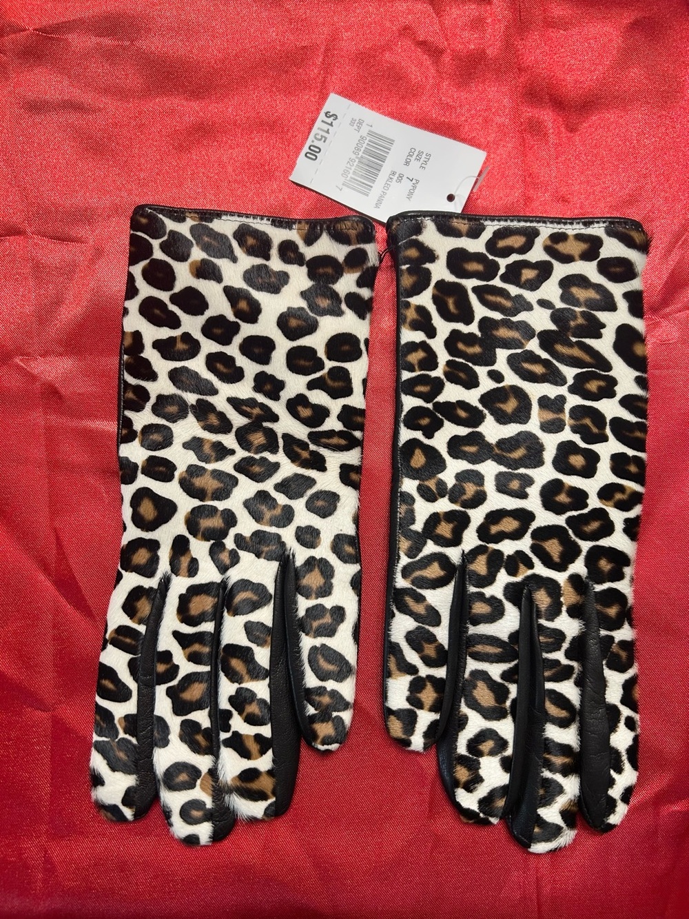 Bloomingdale’s Leopard Print Genuine Leather Lined Gloves